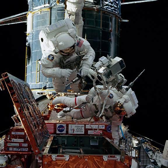 EVA 1 activity on Flight Day 4 to service the Hubble Space Telescope